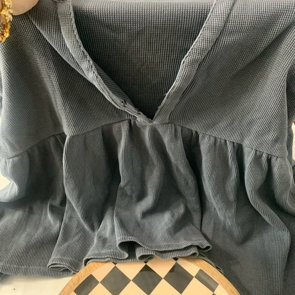Lucky Brand Charcoal Ribbed Top - Picture 5 of 5